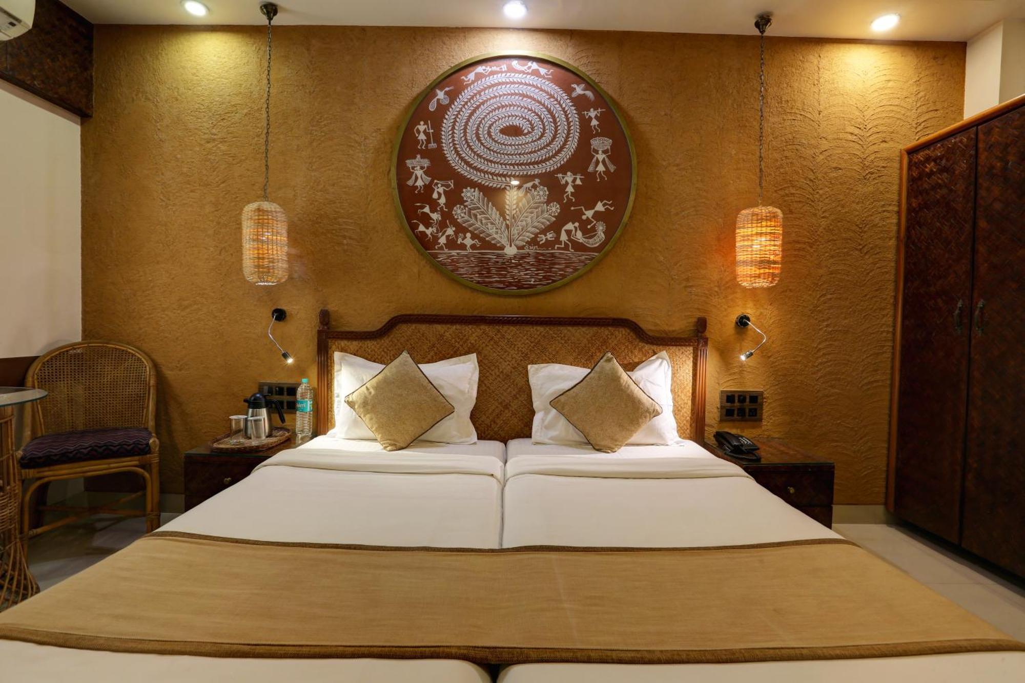 Accord Hotel Мумбаї Екстер'єр фото